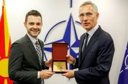 Тимчо Муцунски и Јенс Столтенберг